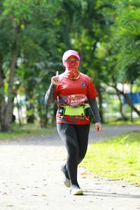 BIB: 0109
                            <button type="button" onclick="openModal(5132496)" class="btn btn-primary btn-sm float-right btn-popup" data-toggle="modal" data-target=".modal-high-quality">
                        <i class="fas fa-shopping-cart"></i> Add to Cart
                    </button>
                                            <button type="button" onclick="isThisMe(5132496, true)" class="btn btn-success btn-sm float-right btn-popup btn-isme hidden" data-toggle="tooltip" data-placement="bottom" title="นี่คือรูปของคุณใช่ไหม คลิกที่นี่เพื่อเอาเข้าอัลบั้ม">
                        <i class="fas fa-plus"></i> Add to album
                    </button>
                    <button type="button" onclick="isThisMe(5132496, false)" class="btn btn-warning btn-sm float-right btn-popup btn-isnotme hidden">
                        <i class="fas fa-ban"></i> Remove from album
                    </button>